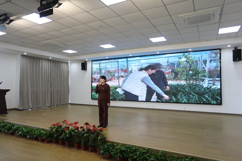 演講1